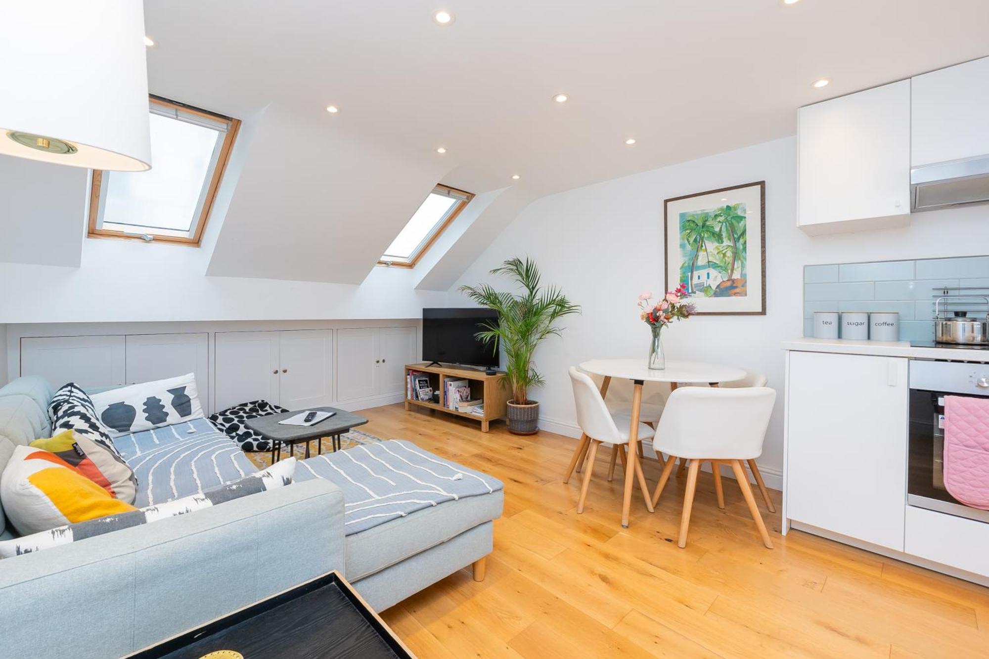 The Old Wire Factory - 2 Bed, Close To City Centre, Fast Wifi, Comfortable Home From Home Bristol Exterior photo
